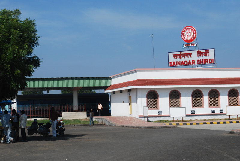 Shirdi_sai_nagar_railway_station (16)