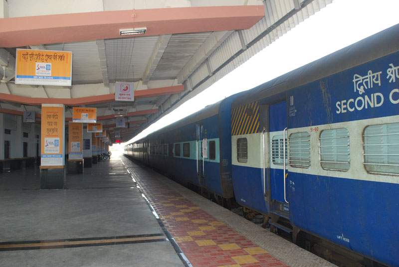 Shirdi_sai_nagar_railway_station (26)