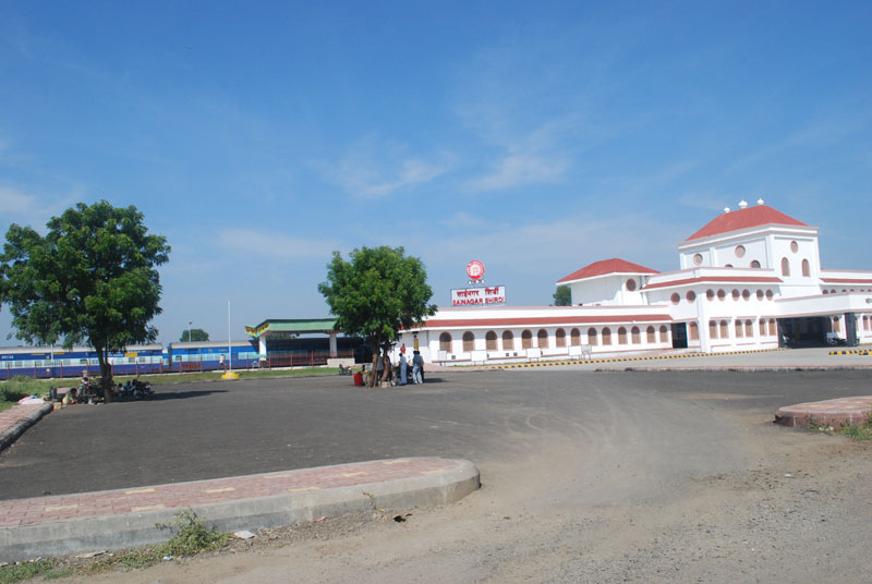 Shirdi_sai_nagar_railway_station (4)