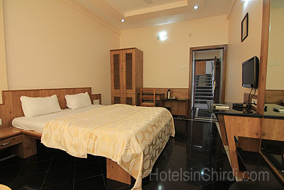 hotel siddhant shirdi