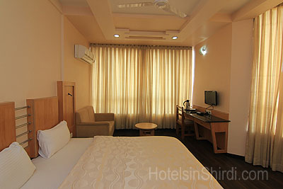 hotel siddhant shirdi