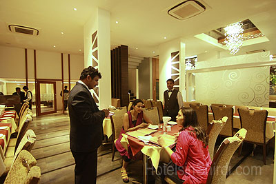 restaurant shirdi